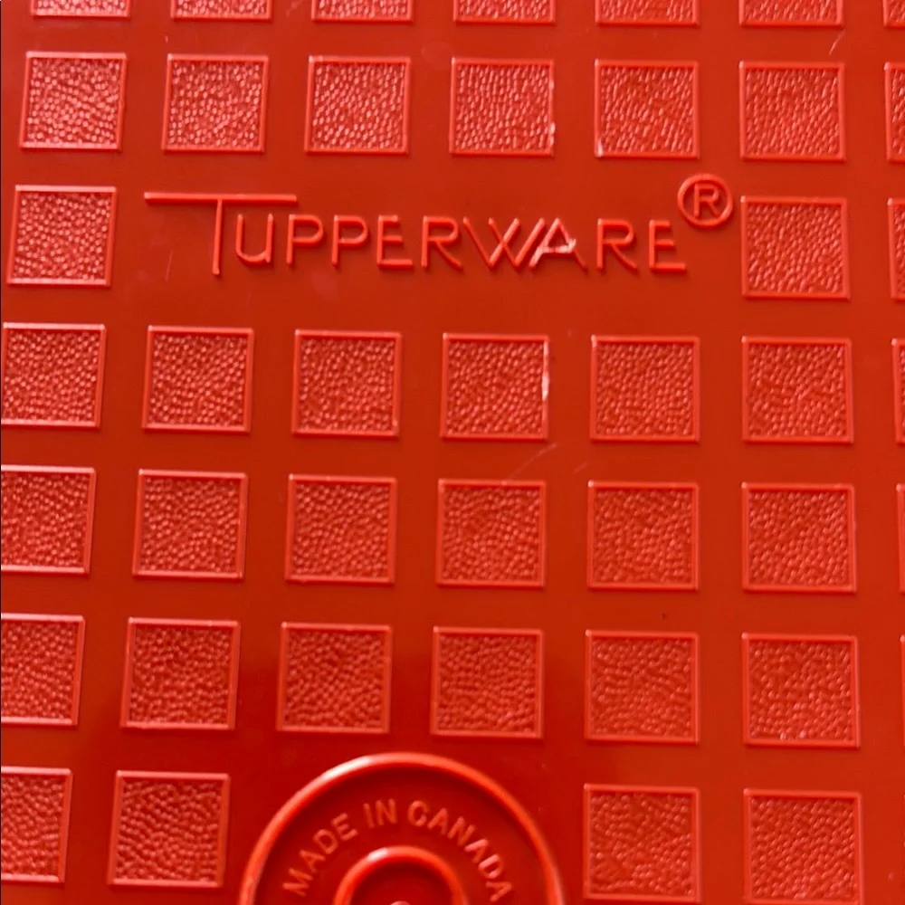 Vintage Tupperware Container - Picture 2 of 6